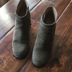 Lucky Brand ankle booties